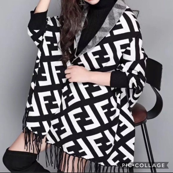 SOLD OUT!! Fendi Like Print Wrap w/Sleeves - Picture 4 of 5